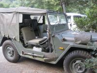 Ｍ１５１Ａ！フォード車です。無線機もついています。目立ちます。